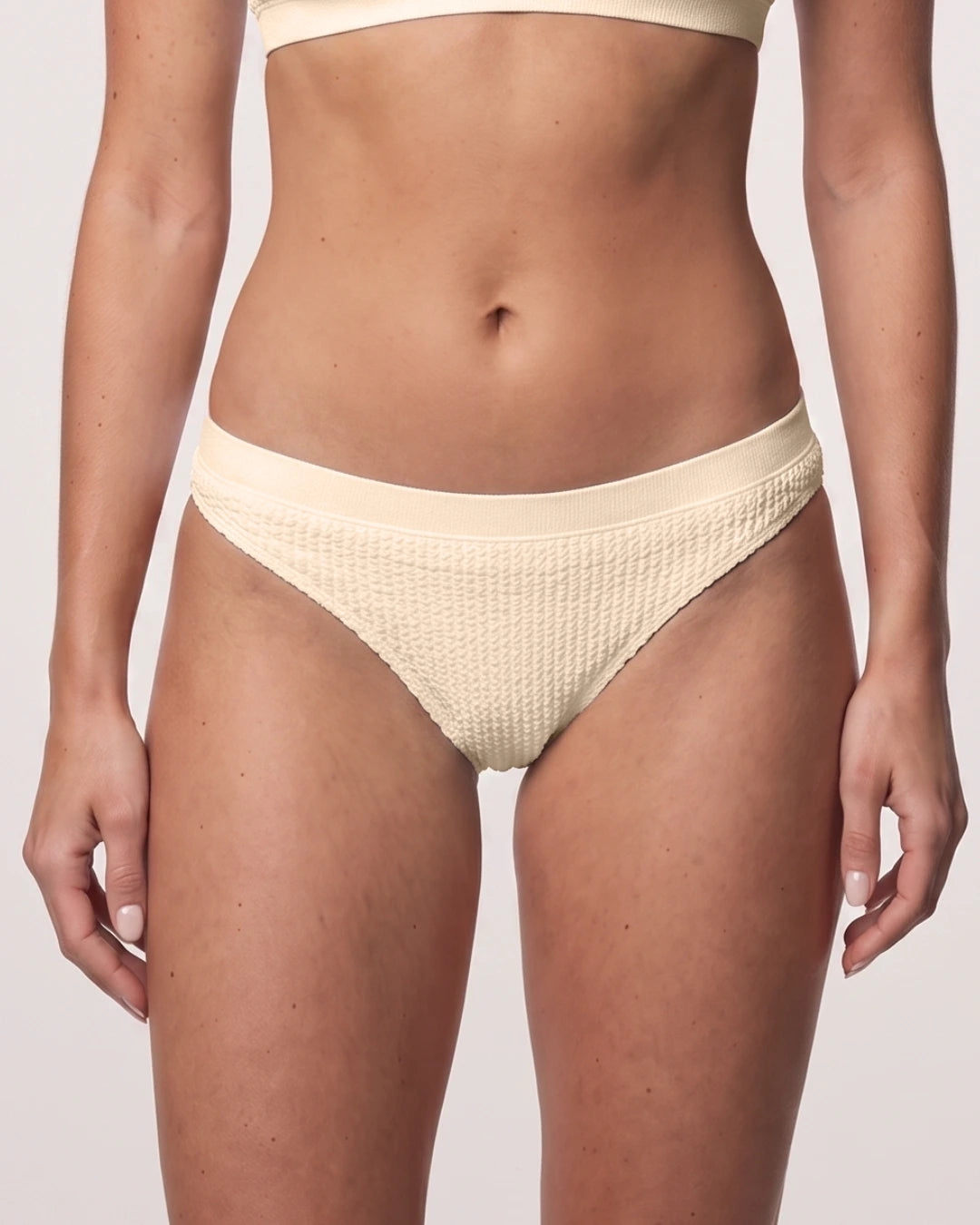 Braga bikini brasileña
