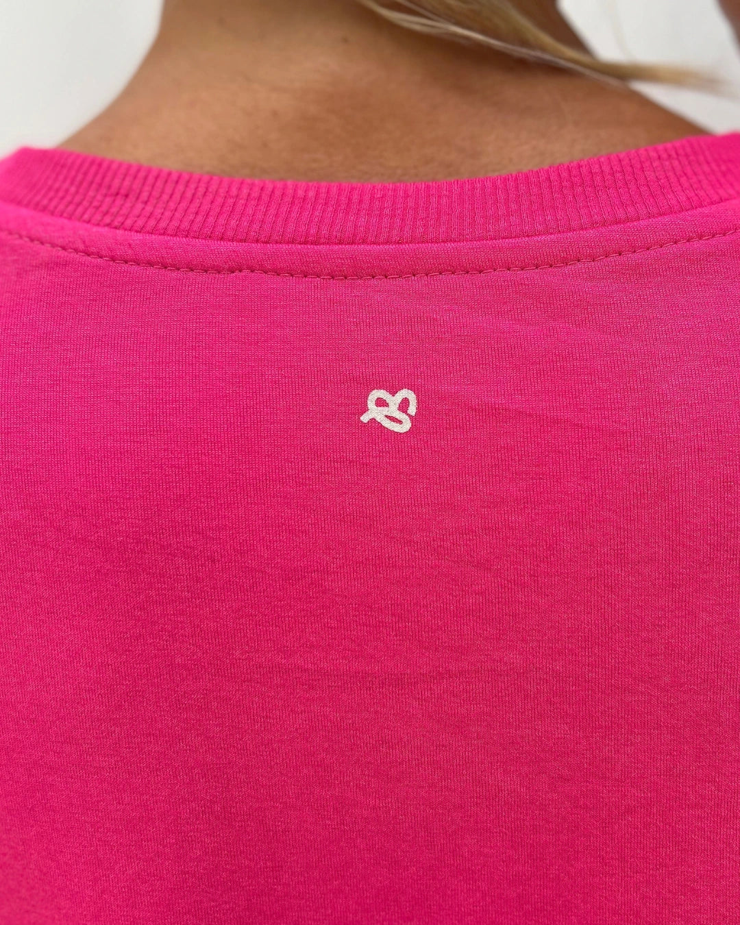 Pijama corto con top integrado, manga corta y cuello redondo
