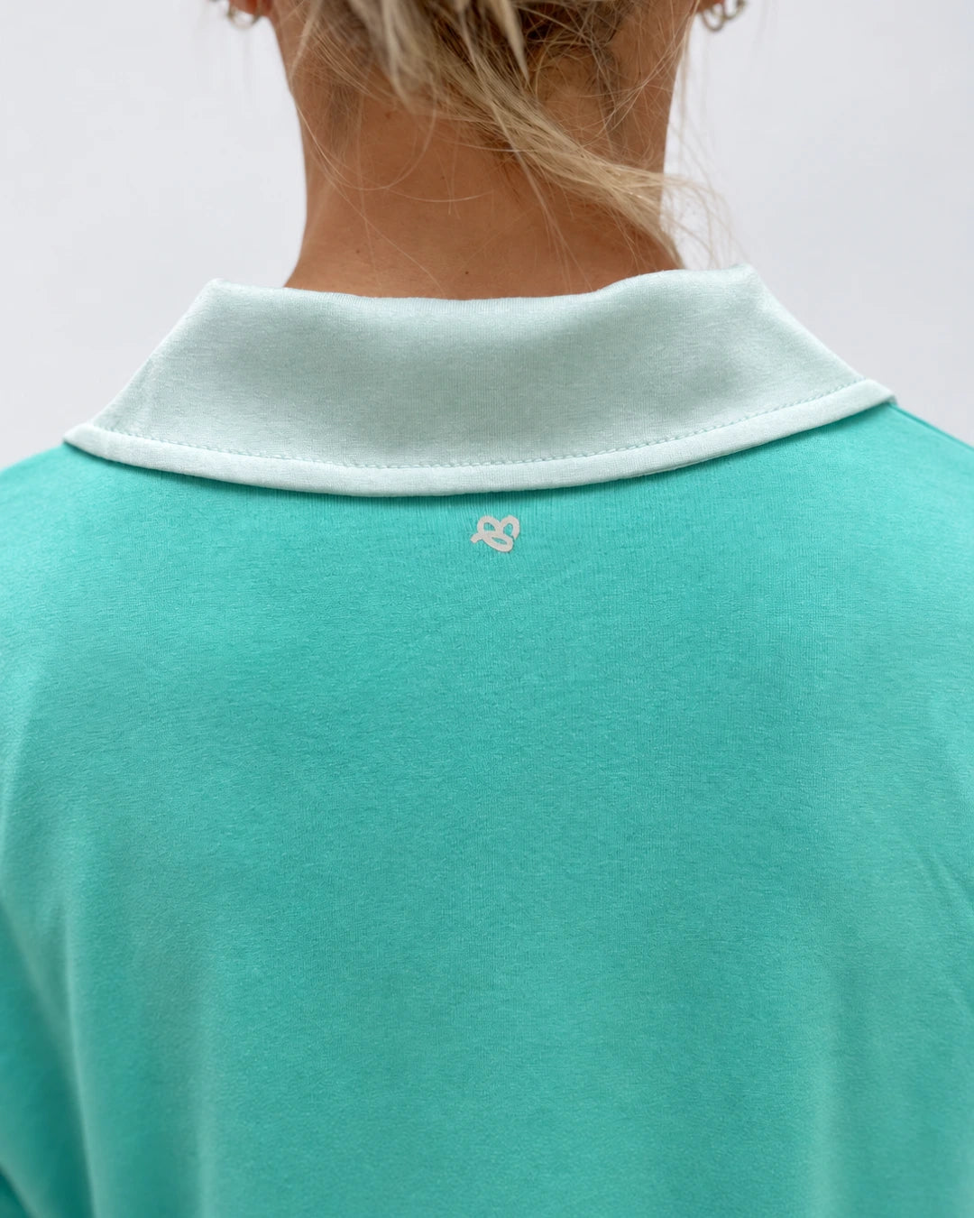 Pijama largo con top integrado, cuello sastre y pantalón con puño