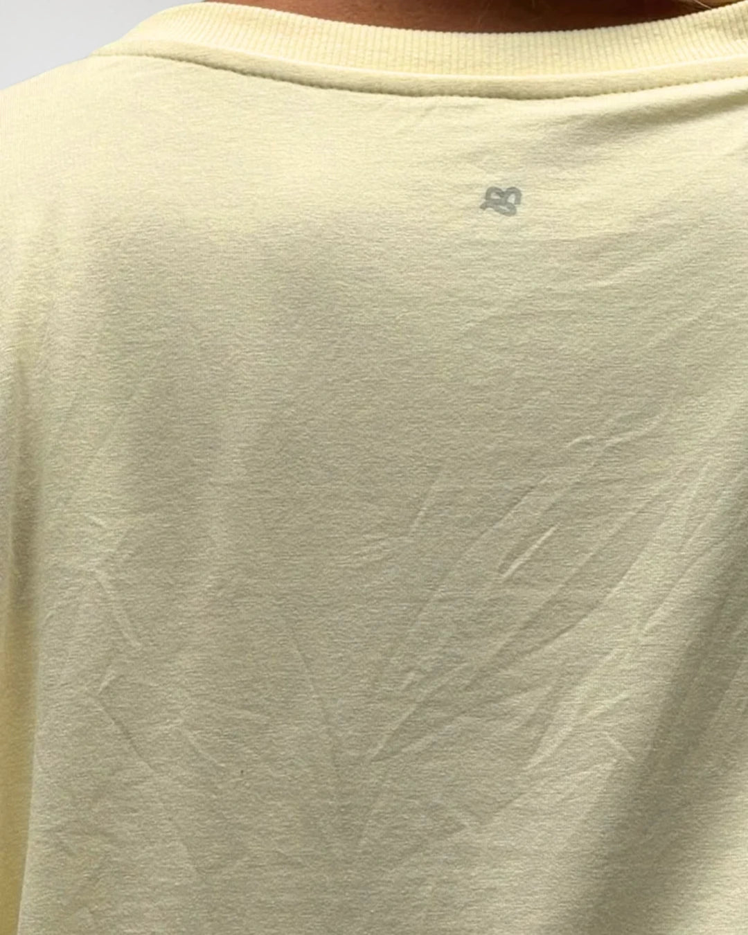 Pijama largo con top integrado, cuello redondo y pantalón recto