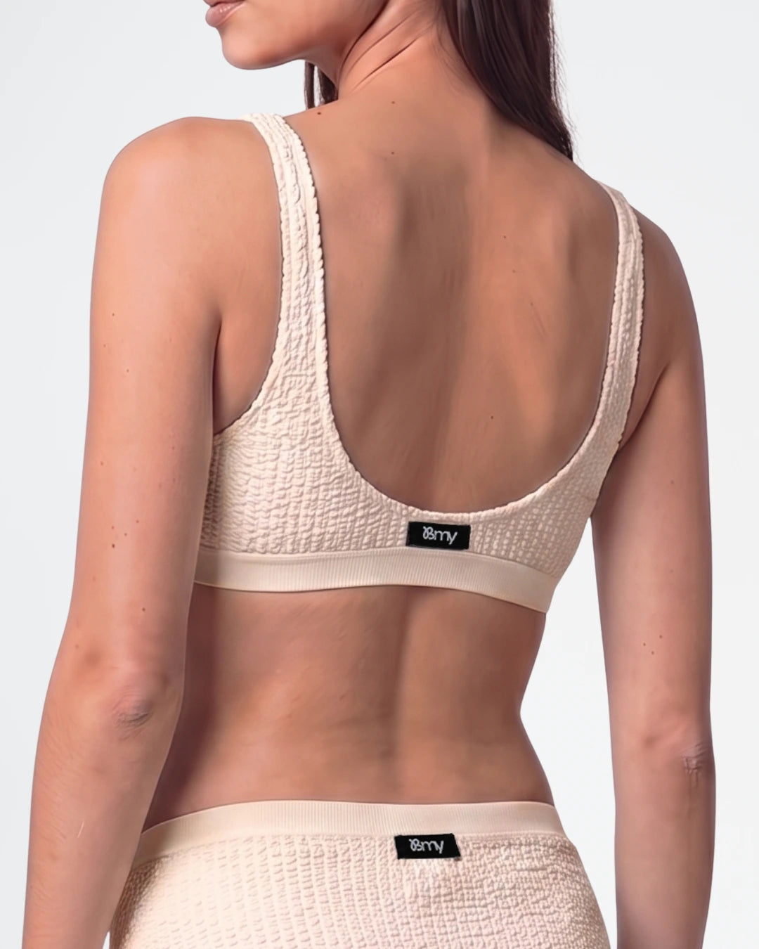 Top bikini triangular